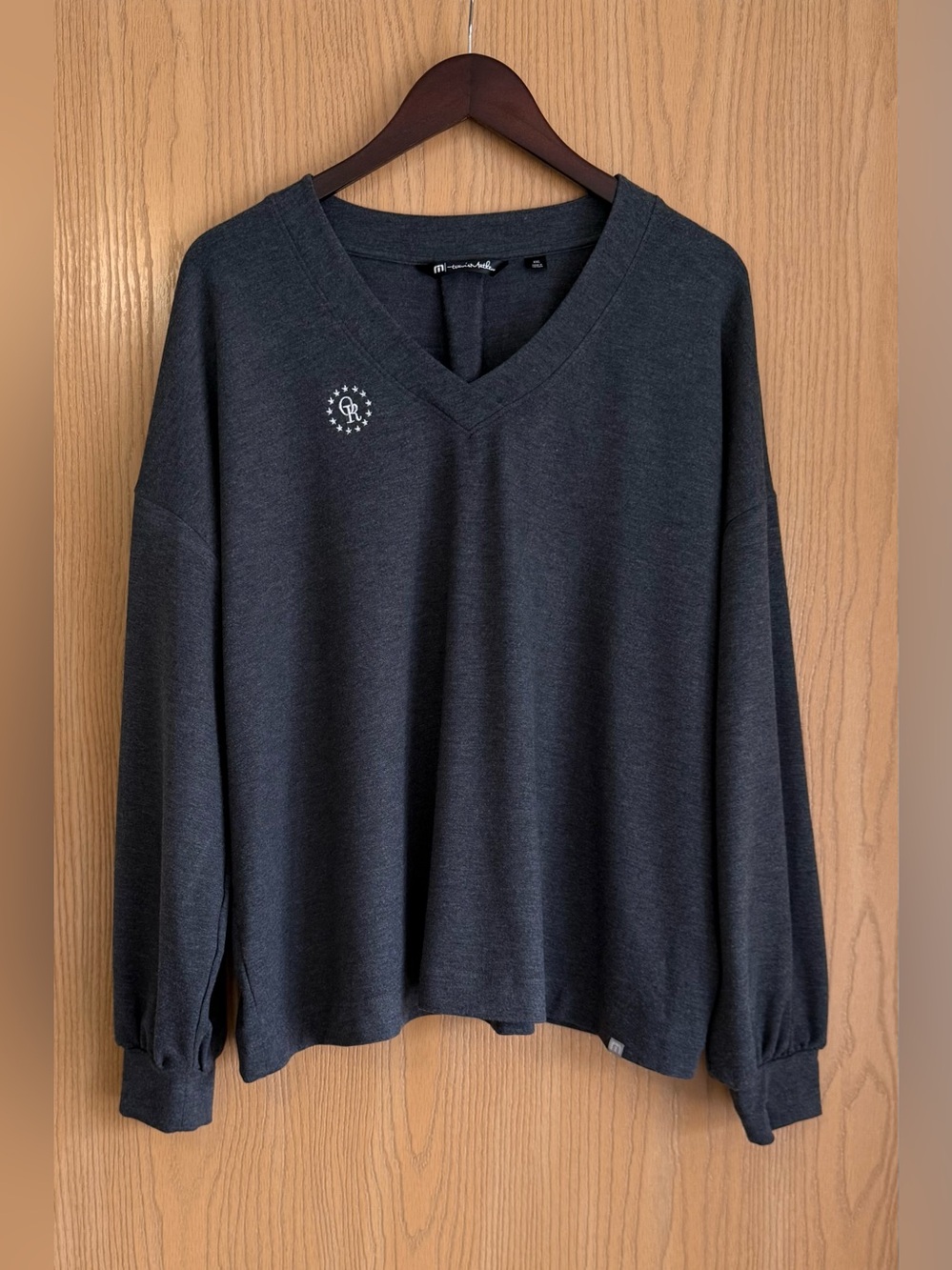 Travis Mathew | Women's XXL | Gray Long Weekend V-Neck Pullover Fleece | Co Logo